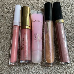 5 lip glosses